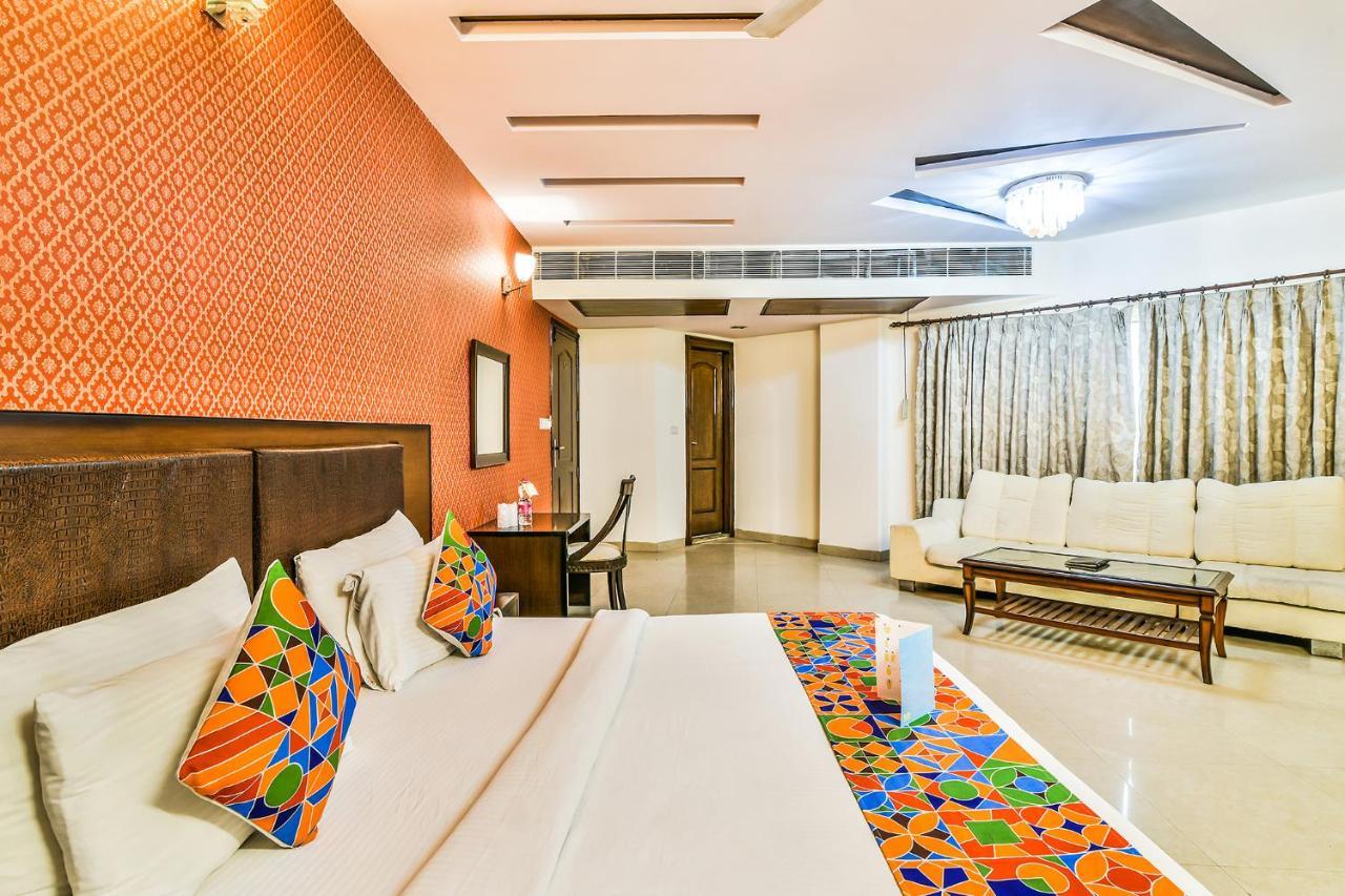 Hotel Alpine Tree Nowe Delhi Zewnętrze zdjęcie